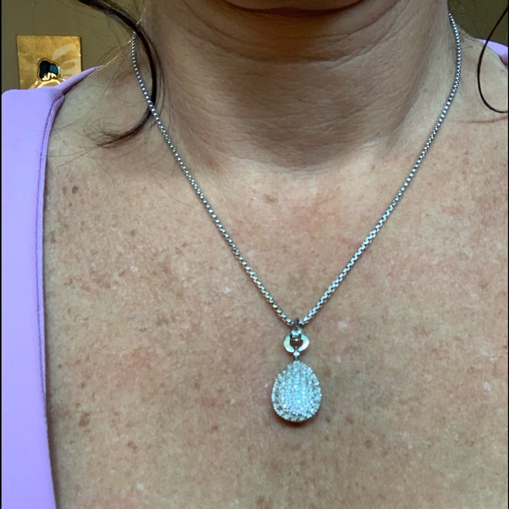 Links of London necklace and earrings